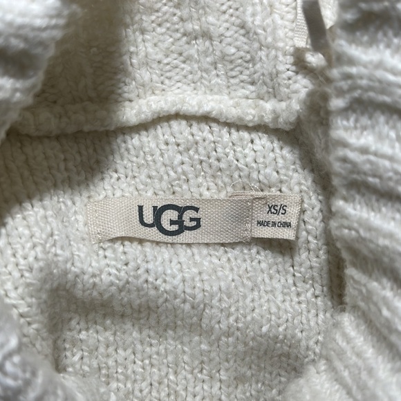 UGG Joanna Poncho Sweater - Picture 6 of 7
